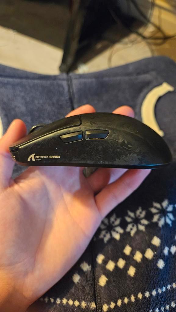 R11 Ultra Attack Shark, Computers en Software, Muizen, Ophalen