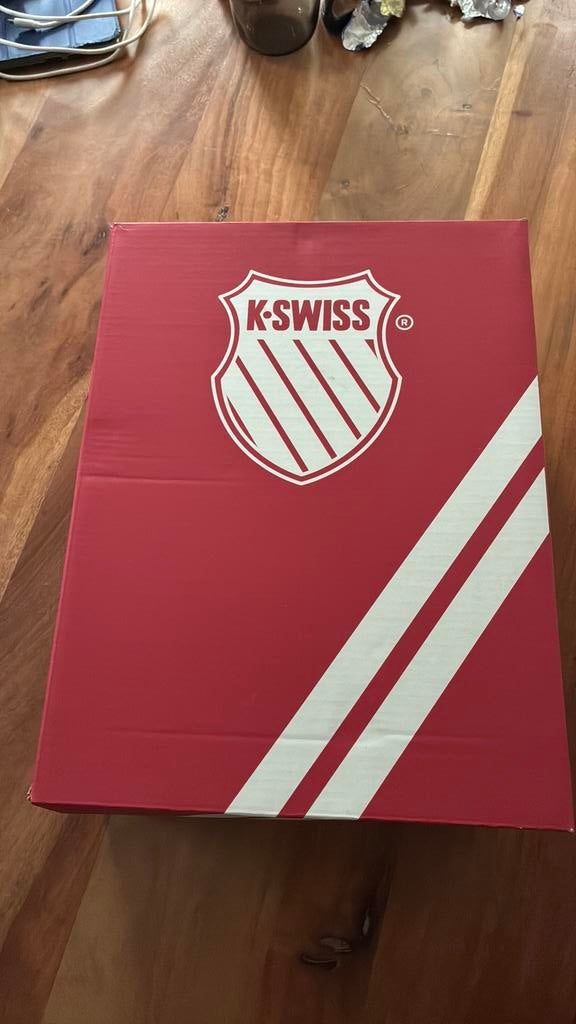 K-Swiss Defier taille 43, Sports & Fitness, Tennis, Enlèvement, Comme neuf, K-Swiss
