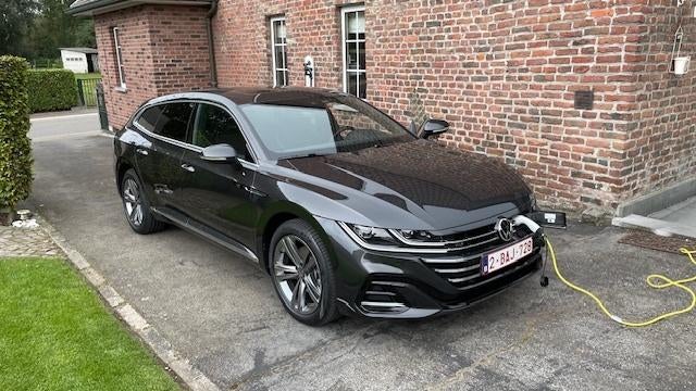 VW Arteon Shooting Break eHybrid - R Line, Auto's, Volkswagen, Arteon, 4 cilinders, Zwart, Leder