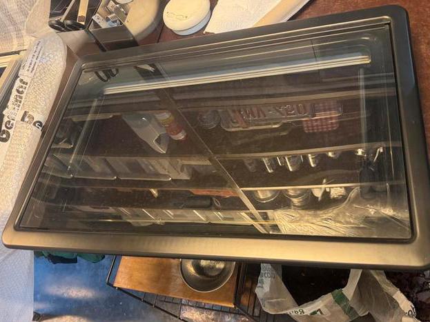 NOUVELLE FENÊTRE BENIMAR + occultant et moustiquaire, Caravanes & Camping, Camping-cars, Particulier, Benimar