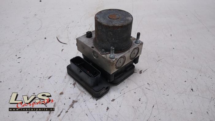 Pompe ABS d'un Iveco New Daily, Autos : Pièces & Accessoires, -, 3 mois de garantie, Utilisé, Autres marques automobiles