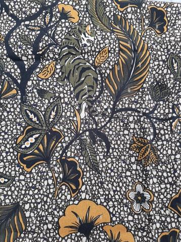 Grote bon van 210 cm/140 cm “jungle” viscose beschikbaar voor biedingen