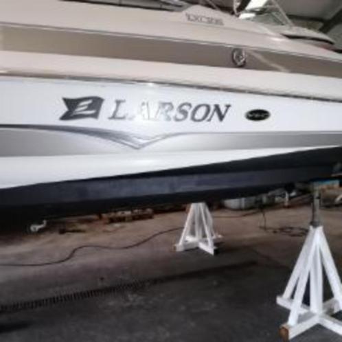 boot: LARSON LXI 208, Watersport en Boten, Motorboten en Motorjachten, Zo goed als nieuw, Polyester, 6 tot 9 meter, Benzine, Binnenboordmotor