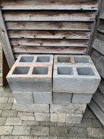 Betonstenen 16st, Ophalen, Zo goed als nieuw, Beton