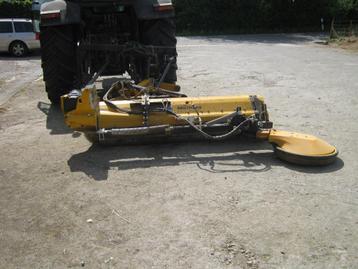 Broyeur Müthing MUH/S200 --nouveau prix beschikbaar voor biedingen