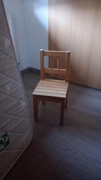 Kinderstoeltjes in hout, Ophalen, Zo goed als nieuw