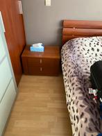 Bed met 2 nachtkast en drie deurs kleerkast (schuifdeur), Huis en Inrichting, Slaapkamer | Complete slaapkamers, Ophalen, Zo goed als nieuw