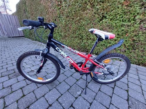 Vélo VTT 20'' pour enfants, Fietsen en Brommers, Fietsen | Kinderfietsjes, Gebruikt, 20 inch of meer, Ophalen