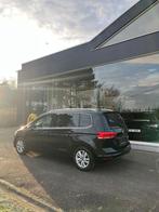 Volkswagen Touran 2023 1.5tsi dsg 7 pl, Auto's, 1498 cc, 4 cilinders, USB, Alcantara