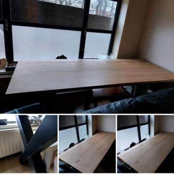 Houten eettafel 8 personen met zwarte X poten beschikbaar voor biedingen