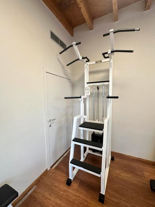 Technogym isotonic “easy power station” ;biceps,triceps,…, Sport en Fitness, Fitnessapparatuur, Gebruikt, Ophalen