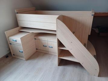 Lit en hauteur avec rangements et bureau, Enlèvement, Utilisé