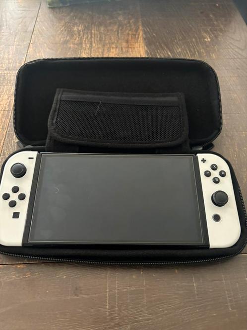Nintendo switch oled, Games en Spelcomputers, Spelcomputers | Nintendo Switch, Zo goed als nieuw, Switch OLED, Ophalen of Verzenden