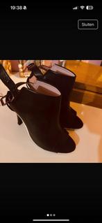 Nieuwe schoenen essentiel, Pumps, Zwart, Nieuw, Ophalen of Verzenden
