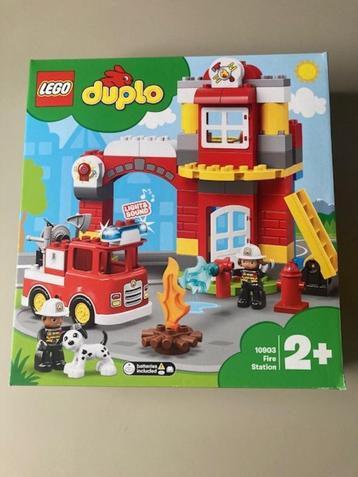 lego duplo set 10903 disponible aux enchères