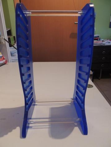 CD-rekje voor 12 cd's beschikbaar voor biedingen