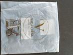 Broche Victoria, Handtassen en Accessoires, Broches, Met kristal, Nieuw, Ophalen of Verzenden, Zilver