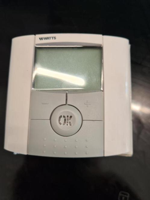 Te koop: Watts digitale thermostaat BT Wired - Programmeerba, Doe-het-zelf en Bouw, Thermostaten, Zo goed als nieuw, Verzenden