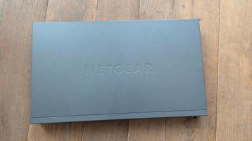 Netgear Prosafe M4100 beschikbaar voor biedingen