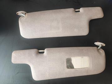E30 zonnescherm origineel beige beschikbaar voor biedingen
