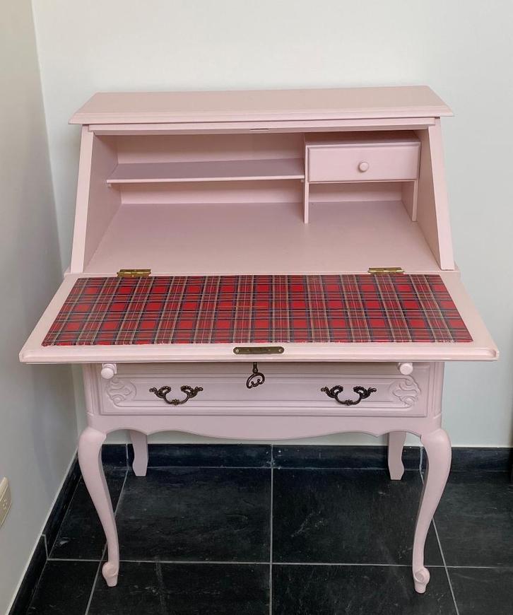 Elegante secretaire – klassiek design, Huis en Inrichting, Kasten | Secretaires, Gebruikt, Ophalen