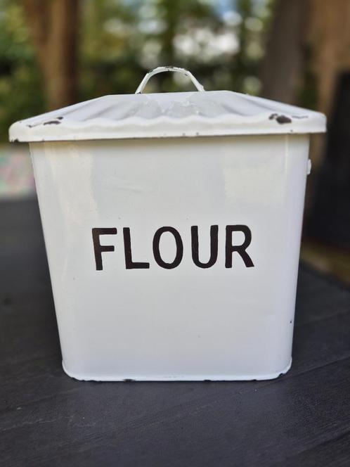 Email voorraaddoos voor bloem, Antiek en Kunst, Curiosa en Brocante, Ophalen