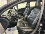 Volvo V40 2.0 D3 R-Design, CUIR, TOIT PANO, LED, GARANTIE1AN, 5 places, Cuir, Berline, Noir