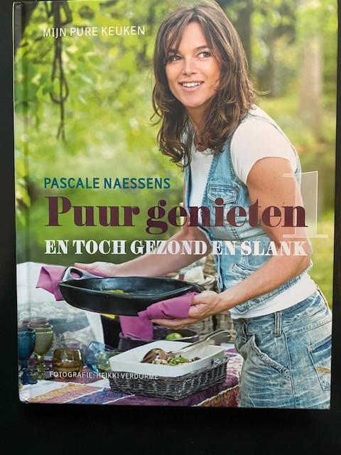 PUUR GENIETEN kookboek van Pascale Naessens NIEUWSTAAT, Boeken, Kookboeken, Nieuw, Gezond koken, Ophalen of Verzenden