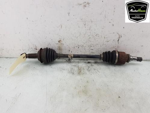 AANDRIJFAS LINKS VOOR Toyota Yaris II (P9) (01-2005/12-2014), Auto-onderdelen, Remmen en Aandrijving, Toyota, Gebruikt