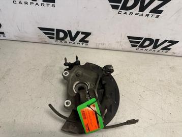 Fusee links-voor van een Volkswagen Golf beschikbaar voor biedingen