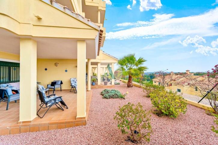 Ruim appartement met groot terras 34m2 en mooi zicht, Immo, Buitenland, Spanje, Appartement, Stad