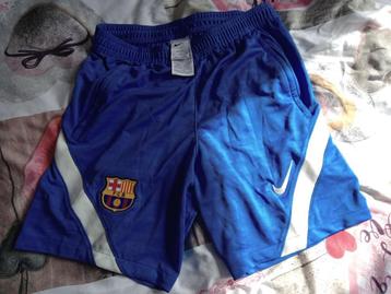 Nieuw short/broekje van FC Barcelona in de maat M beschikbaar voor biedingen