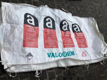 Asbest plaatzak 120 x 220 cm beschikbaar voor biedingen