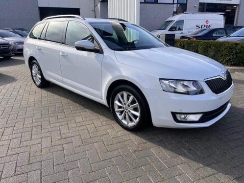 Skoda Octavia 1.0 TSI 115pk Navi Airco Pdc Gekeurd !, Autos, Skoda, Entreprise, Achat, Octavia, ABS, Air conditionné, Alarme, Bluetooth