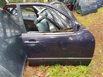 MERCEDES E KLASSE W210 PORTIER RECHTS VOOR BJ 2001 beschikbaar voor biedingen