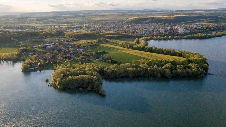 30.928 m2 bouwkavel aan de Oost-Boheemse Zee, Immo, Gronden en Bouwgronden, 1500 m² of meer