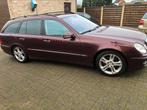 E200 benzine break full full optie, Auto's, Automaat, Zwart, 4 cilinders, 7 zetels