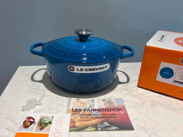 Nieuwe Le Creuset Braadpan 24 cm Marseille in de doos, Huis en Inrichting, Keuken | Potten en Pannen, Nieuw, Koekenpan of Braadpan