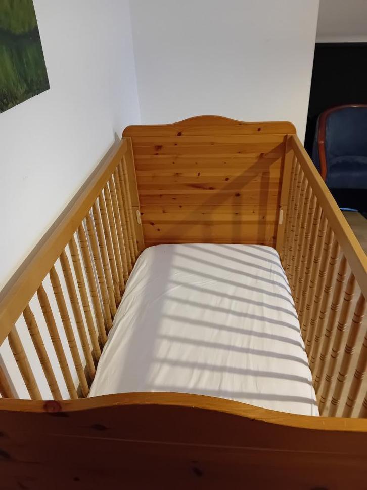 lit bébé/enfant 140 cm, Kinderen en Baby's, Kinderkamer | Bedden, Zo goed als nieuw, Matras, Ophalen