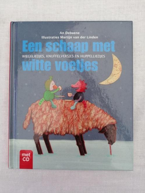 Boek : Een schaap met witte voetjes (An Debaene)+CD, Livres, Livres pour enfants | 4 ans et plus, Comme neuf, Non-fiction, 5 ou 6 ans
