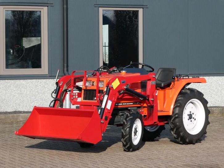 Hinomoto N179 4wd / 1025 Draaiuren / Margetrekker, Articles professionnels, Agriculture | Tracteurs, Autres marques, Utilisé