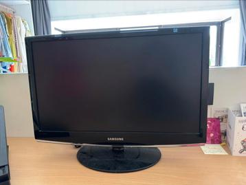 Televisie 22inch ZONDER afstandsbediening beschikbaar voor biedingen