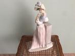 STATUE DÉCORATIVE EN PORCELAINE « LLADRO », Antiquités & Art, Enlèvement