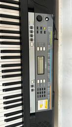 Piano, Muziek en Instrumenten, Keyboards, 61 toetsen, Met standaard, Zo goed als nieuw, Yamaha