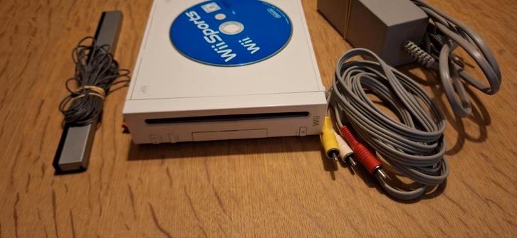 nintendo wii, Games en Spelcomputers, Spelcomputers | Nintendo Wii, Gebruikt, Zonder controller, Met games, Ophalen of Verzenden