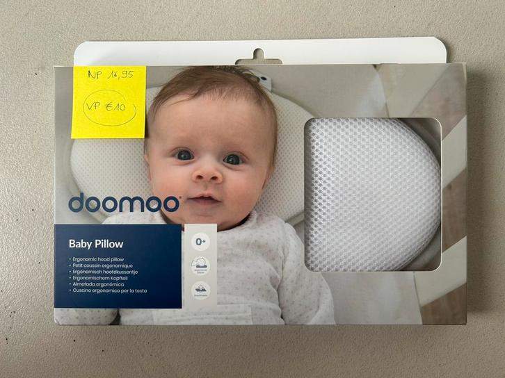 Doomoo Baby Pillow - hoofdkussen, Kinderen en Baby's, Kinderkamer | Beddengoed, Zo goed als nieuw, Kussen, Wit, Jongetje of Meisje