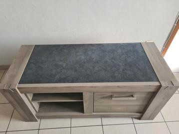 Tv meubel  beschikbaar voor biedingen