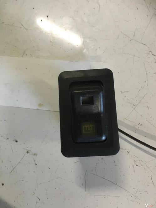 Mitsubishi Colt 1987 Achterruitverwarming schakelaar, Auto-onderdelen, Dashboard en Schakelaars, Gebruikt, Ophalen of Verzenden
