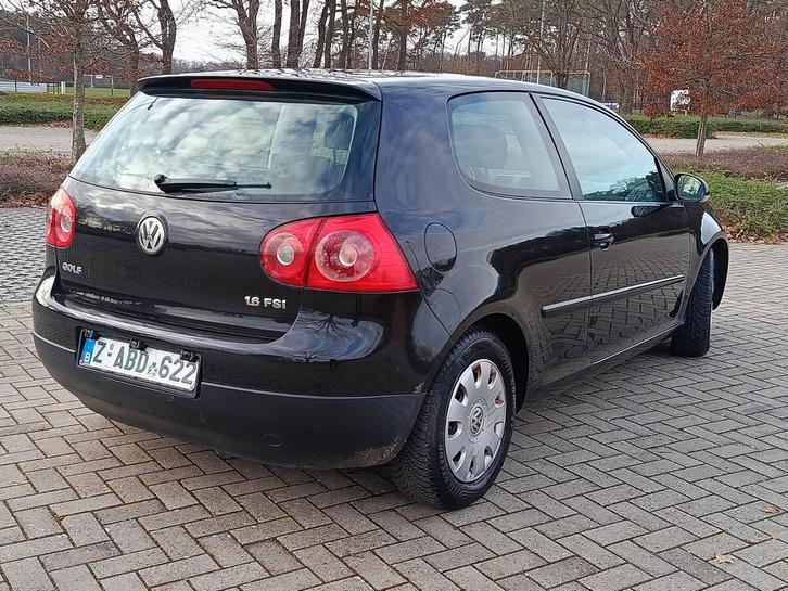 Golf 5/benzine/ 1.6cc/ 85 kw / parkeer camera, Auto's, Volkswagen, Bedrijf, Te koop, Golf, ABS, Airbags, Airconditioning, Android Auto