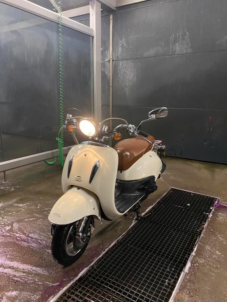 Retro scooter b klasse, Vélos & Vélomoteurs, Scooters | Kymco, Comme neuf, Enlèvement